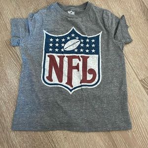 4 (lot) T-shirts boys for sale, size 6-7